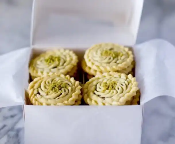 طرز تهیه کلمپه خرما در خانه